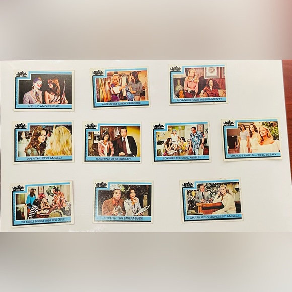 Vintage 1977 Charlie’s Angels TOPPS Trading Cards (Blue Outline) - Series 2 & 4 - Picture 5 of 8